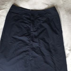 Classic & Versatile Pencil Skirt - with pockets!